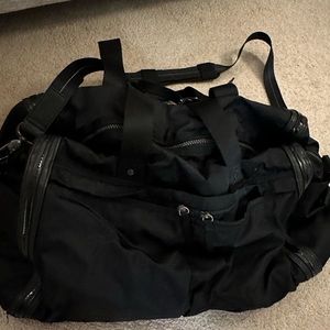 Lululemon duffel bag